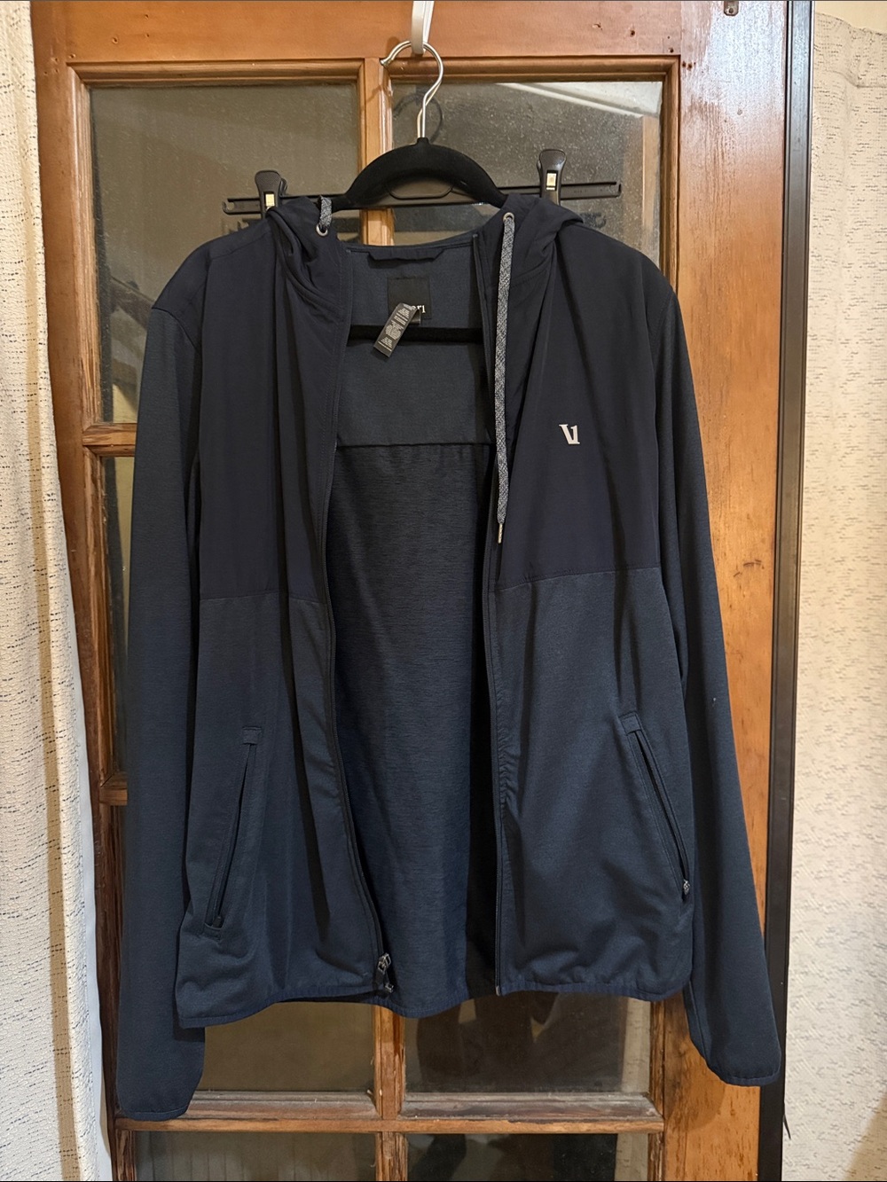 Men's Navy Vuori Hooded zip up Jacket size large